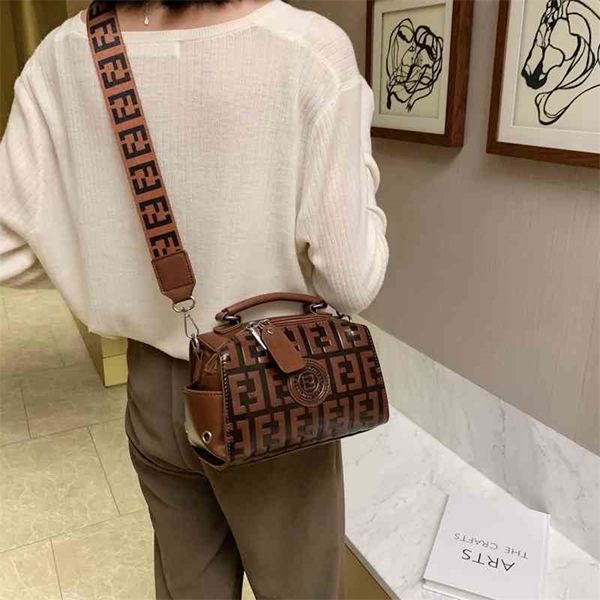 handbag 80% off handbags online trend large capacity goddess fashion single trend wide shoulder strap bag276h
handbag 80% off handbags online trend large capacity goddess fashion single trend wide shoulder strap bag276h