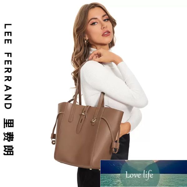 tote bag new trendy genuine leather women's bags factory special interest design large capacity shoulder bag, Black;red
tote bag new trendy genuine leather women's bags factory special interest design large capacity shoulder bag, Black;red