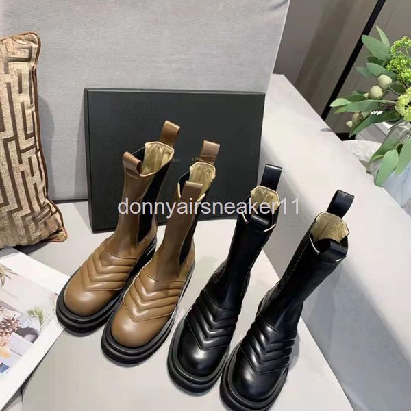 boots the same style of chelsea boots with medium tube and thick soles, women's autumn british hsome black motorcycle short
boots the same style of chelsea boots with medium tube and thick soles, women's autumn british hsome black motorcycle short