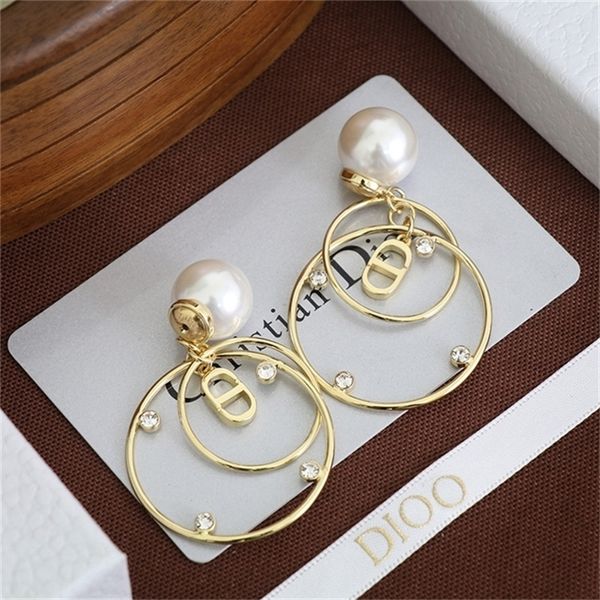 2022 36% off designer jewelry d family earrings female new letter net red big circle gold pearl earrings, Golden
2022 36% off designer jewelry d family earrings female new letter net red big circle gold pearl earrings, Golden