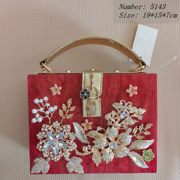 factory direct women bag acrylic hard box studded handbag sweet little fresh pearl flower chain bags ladies carved diamond fashion handbags
factory direct women bag acrylic hard box studded handbag sweet little fresh pearl flower chain bags ladies carved diamond fashion handbags