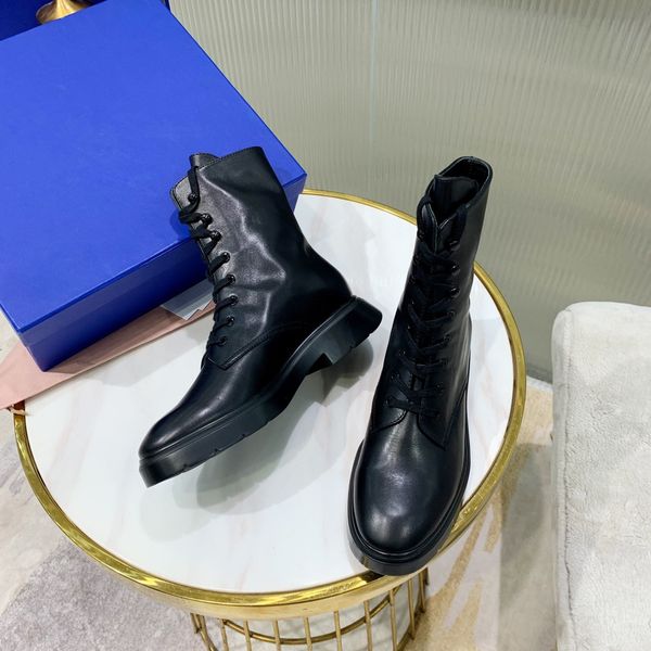 autumn winter style boots pointed round flat heel stretch fashion genuine leather comfortable for ladies, Black
autumn winter style boots pointed round flat heel stretch fashion genuine leather comfortable for ladies, Black