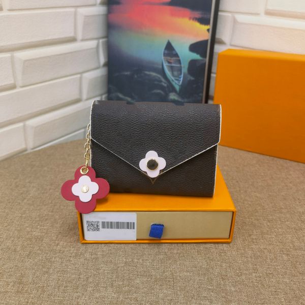 fashion men and women wallet card leather designer famous brand short european and american style with box size 12-9cm m41988, Red;black
fashion men and women wallet card leather designer famous brand short european and american style with box size 12-9cm m41988, Red;black