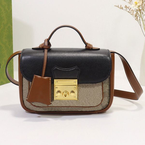 fashion shoulder bags women handbag padlock mini messenger designer bag white black leather totes handbags womens designers purses
fashion shoulder bags women handbag padlock mini messenger designer bag white black leather totes handbags womens designers purses