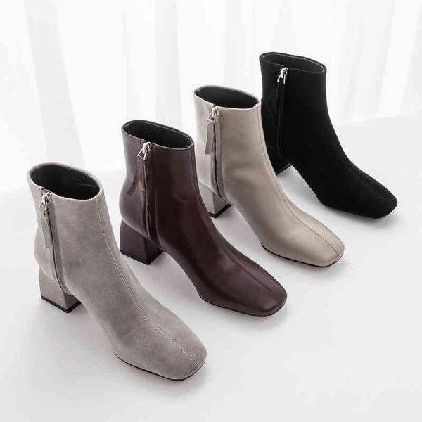 boots autumn and winter leather square head thick heel martin boots women's short korean frosted high heels zejn, Black
boots autumn and winter leather square head thick heel martin boots women's short korean frosted high heels zejn, Black