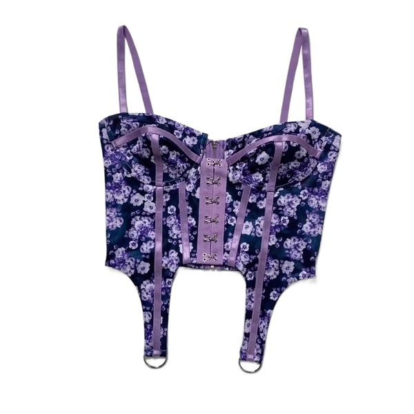 2021 summer foreign trade european and american retro printed hook buckle stitching navel chest waist camisole women g6tb#, White
2021 summer foreign trade european and american retro printed hook buckle stitching navel chest waist camisole women g6tb#, White