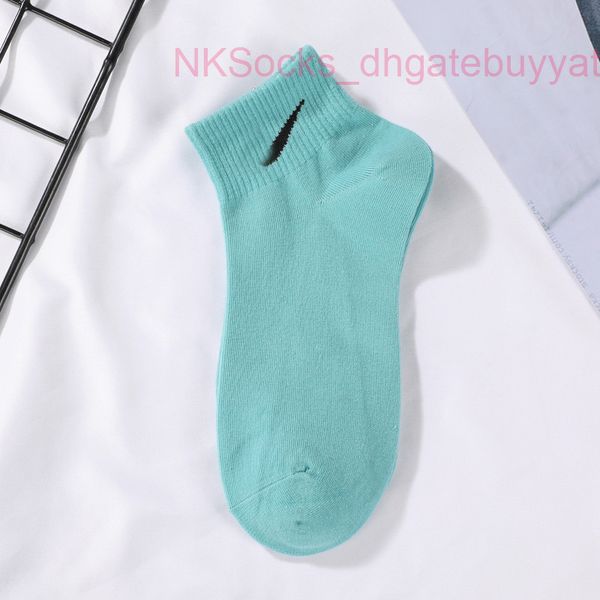 classic fashion men's socks hook brand designer women's leisure lovers' short tube sportsocks luxury women men breathable ver, Black
classic fashion men's socks hook brand designer women's leisure lovers' short tube sportsocks luxury women men breathable ver, Black