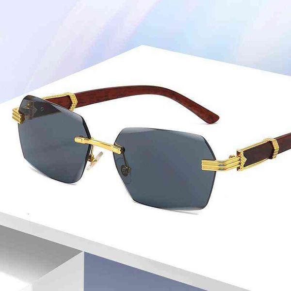 new fancy fashion men's and women's fashion street shooting sunglasses personality cool optical glass ow57, White;black
new fancy fashion men's and women's fashion street shooting sunglasses personality cool optical glass ow57, White;black