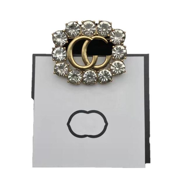 brooches gujia luxury highquality designer new style glass pearl the letter g clothing neckpin versatile fashion popular brooch fashion with, Gray
brooches gujia luxury highquality designer new style glass pearl the letter g clothing neckpin versatile fashion popular brooch fashion with, Gray