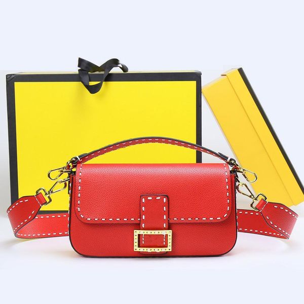 handbag designer bags shoulder bags genuine leather material gold letters decorative fashion style flip magnetic buckle internal partition d
handbag designer bags shoulder bags genuine leather material gold letters decorative fashion style flip magnetic buckle internal partition d