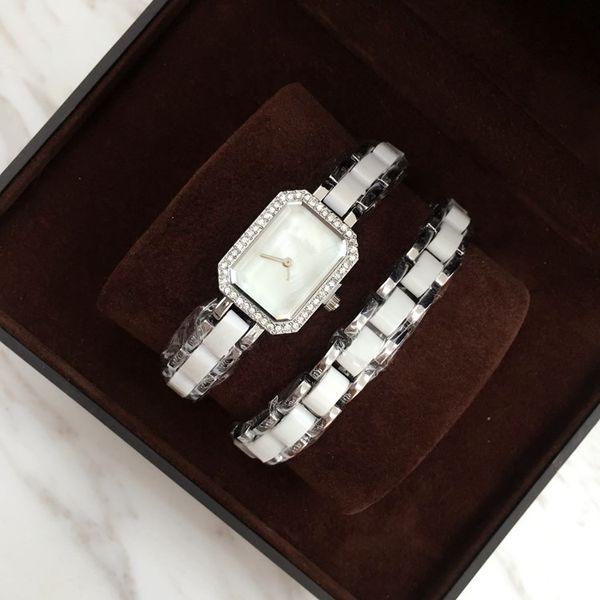 

2017 площадь марка женщины часы роскошные часы классический кварц розовое золото / серебро цвет платье часы браслет наручные часы специальны, Slivery;brown
