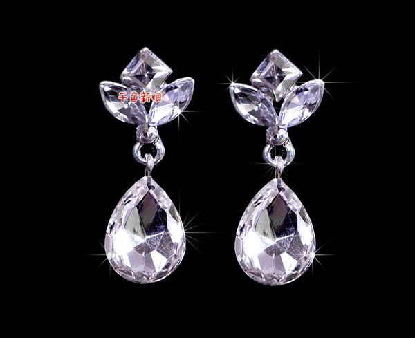 in stock vintage rhinestones wedding earrings other bridal accessories mini crystals bride jewelry sets wedding accessory, White
in stock vintage rhinestones wedding earrings other bridal accessories mini crystals bride jewelry sets wedding accessory, White