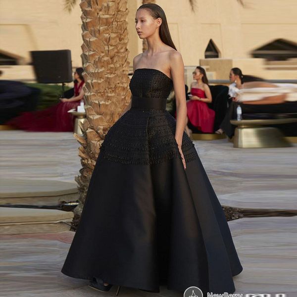 strapless a-line black satin prom dress with lace simplicity is not monotonous party dresses invisible zipper back custom made high quality
strapless a-line black satin prom dress with lace simplicity is not monotonous party dresses invisible zipper back custom made high quality