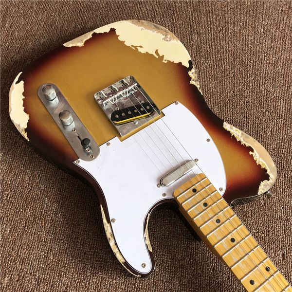 new arrival electric guitar with maple fingerboard in sunburst color , with handmade old , all colors are avalible
new arrival electric guitar with maple fingerboard in sunburst color , with handmade old , all colors are avalible