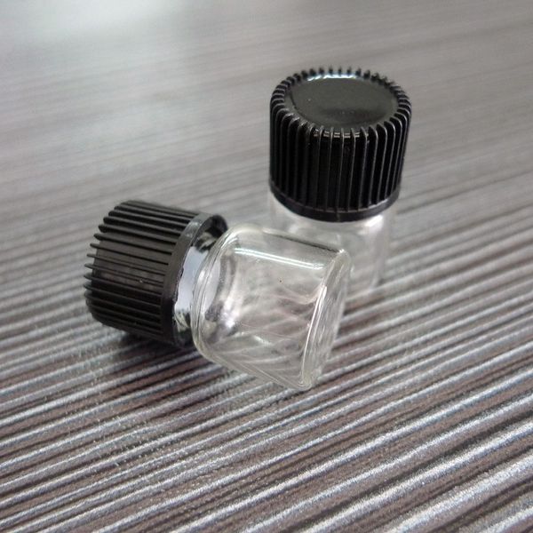 wholesale 1ml 1/4 dram mini clear glass bottle with black screw cap plastic orifice reducer small glass vials
wholesale 1ml 1/4 dram mini clear glass bottle with black screw cap plastic orifice reducer small glass vials