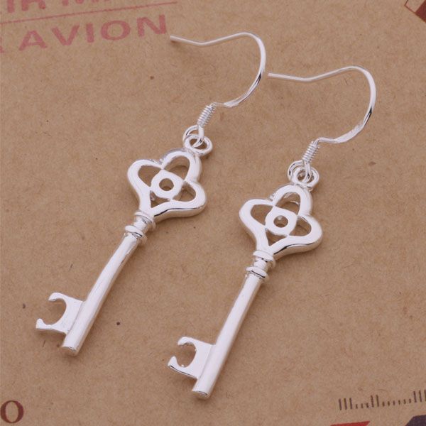 fashion (jewelry manufacturer) 40 pcs a lot plum tail key earrings 925 sterling silver jewelry factory fashion shine earrings
fashion (jewelry manufacturer) 40 pcs a lot plum tail key earrings 925 sterling silver jewelry factory fashion shine earrings