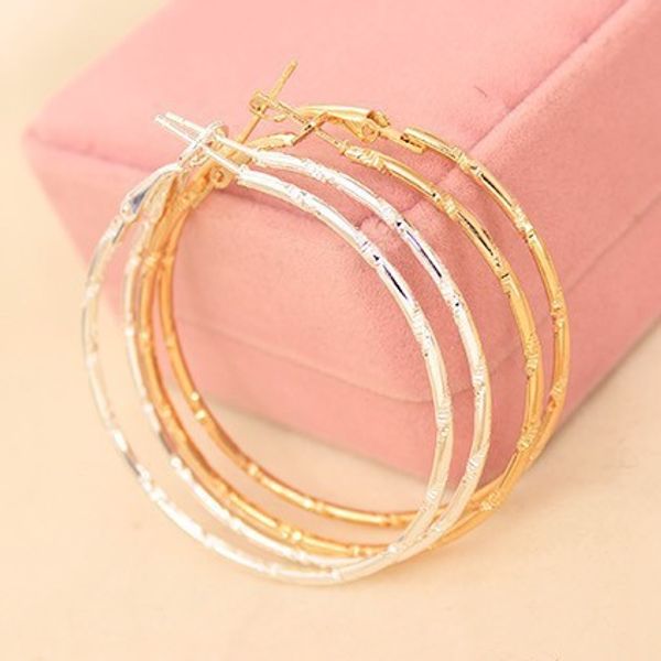 Charm стержень ухо серьга ювелирных изделий Аксессуары Простого Earing обруч Huggie Smooth круг серьга Золотой Посеребренная уха Acc Eardrop Jewellry
Charm стержень ухо серьга ювелирных изделий Аксессуары Простого Earing обруч Huggie Smooth круг серьга Золотой Посеребренная уха Acc Eardrop Jewellry
