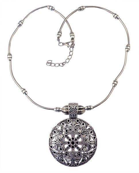 women vintage jewelry classic necklace antique silver plated metal alloy carved round pendant necklace, Golden;silver
women vintage jewelry classic necklace antique silver plated metal alloy carved round pendant necklace, Golden;silver