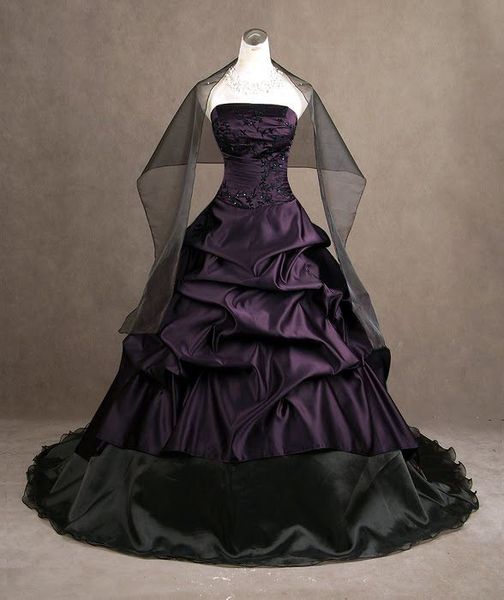 purple and black ball gown vintage wedding dresses with wraps lace applique bead strapless satin bridal gowns no sleeve dresses prom wear, White
purple and black ball gown vintage wedding dresses with wraps lace applique bead strapless satin bridal gowns no sleeve dresses prom wear, White