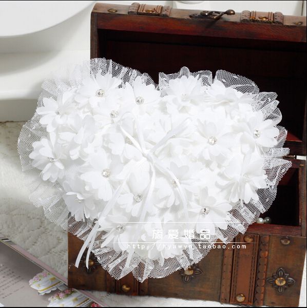 Heart Style Sweet White Pearls Flowers Lace Ring Pliiows Crystal Luxury Wedding Bridal And Groom Rings Pillow