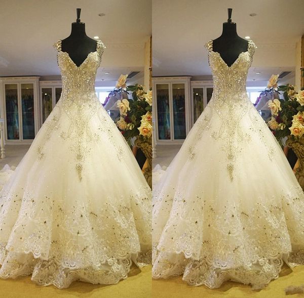 luxury off shoulder long train wedding dresses lace applique church crystal beaded bling bridal wedding gowns, White
luxury off shoulder long train wedding dresses lace applique church crystal beaded bling bridal wedding gowns, White