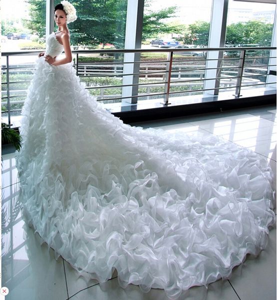 new white/ivory organza wedding dress with ruffles 2016 bridal dress with 1.5 chapel train
new white/ivory organza wedding dress with ruffles 2016 bridal dress with 1.5 chapel train
