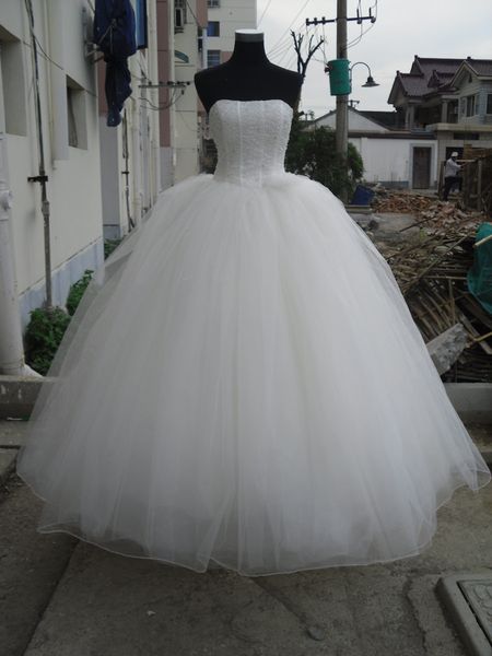 beaded strapless ball gown wedding dress 2017 lace up wedding gowns floor length bridal gowns real p, White
beaded strapless ball gown wedding dress 2017 lace up wedding gowns floor length bridal gowns real p, White