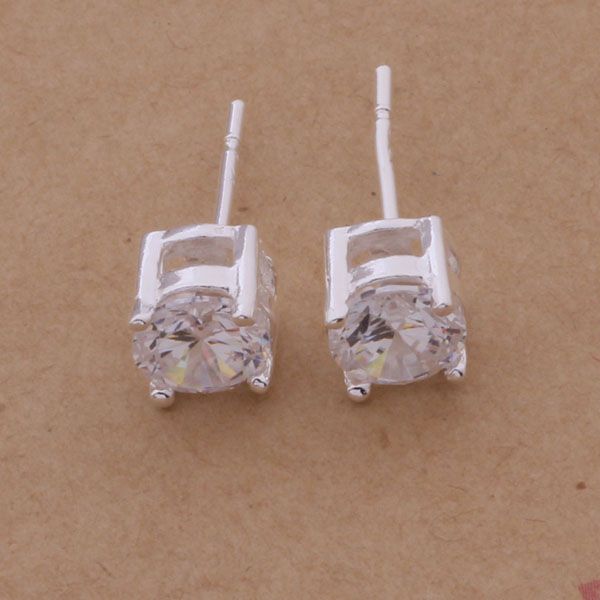 fashion (jewelry manufacturer) 40 pcs a lot square diamond flower earrings 925 sterling silver jewelry factory fashion shine earrings, Golden;silver
fashion (jewelry manufacturer) 40 pcs a lot square diamond flower earrings 925 sterling silver jewelry factory fashion shine earrings, Golden;silver