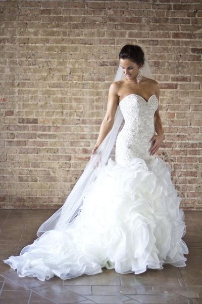 luxury crystal pearls 2018 backless wedding dresses tiered skirts beads mermaid bridal gowns fishtail wedding dress, White
luxury crystal pearls 2018 backless wedding dresses tiered skirts beads mermaid bridal gowns fishtail wedding dress, White