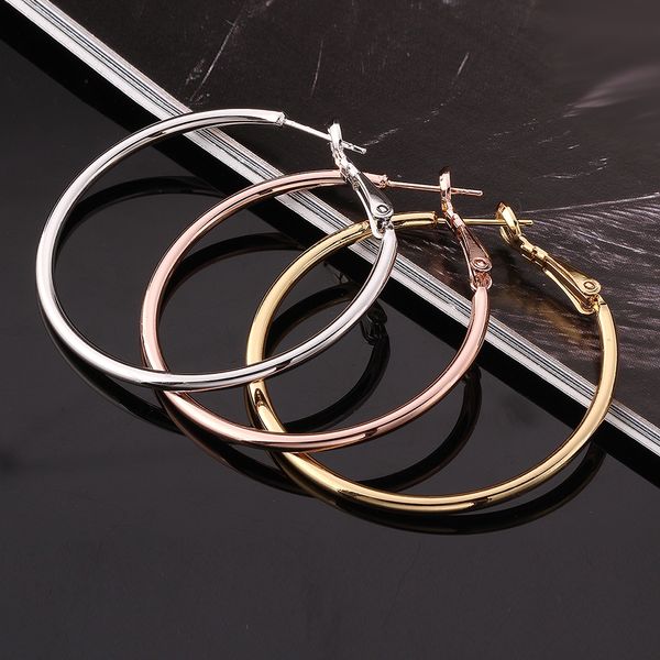 wholesale- round shape creole big earrings trendy style rose gold color and silver color european fashion jewelry for women gifts bijoux, Golden;silver
wholesale- round shape creole big earrings trendy style rose gold color and silver color european fashion jewelry for women gifts bijoux, Golden;silver