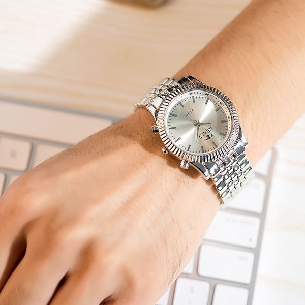 new design korean fashion band bracelet watch female fashion quartz diamond lady quartz watch foreign trade supply, Slivery;brown
new design korean fashion band bracelet watch female fashion quartz diamond lady quartz watch foreign trade supply, Slivery;brown