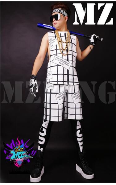 male singer clubs in europe and the runway looks elastic white vest shorts costumes hague coat. s - 6 xl, Black;red
male singer clubs in europe and the runway looks elastic white vest shorts costumes hague coat. s - 6 xl, Black;red