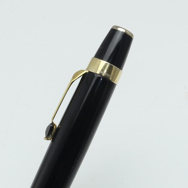 Luxury Bohemia series black resin MT brand ballpoint pen with crystal Writing school office stationery business pen as gift
Luxury Bohemia series black resin MT brand ballpoint pen with crystal Writing school office stationery business pen as gift