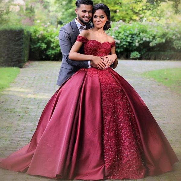 luxury ball gown prom dress arabic prom dresses sweetheart off the shoulder exquisite beaded lace burgundy evening party gowns, Black
luxury ball gown prom dress arabic prom dresses sweetheart off the shoulder exquisite beaded lace burgundy evening party gowns, Black