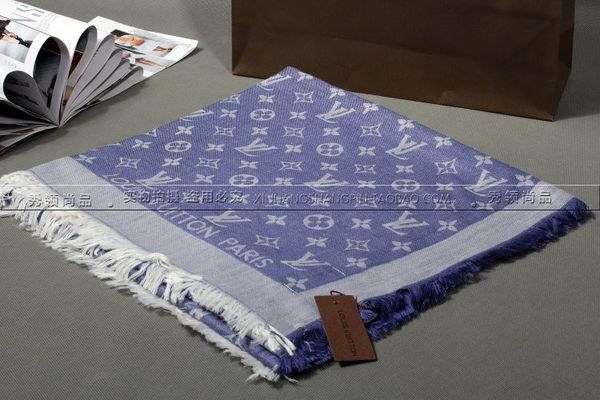 высокое качество знаменитости дизайн кашемировый хлопок шарф женщина письмо печати шарфы шаль обернуть большой квадрат 140*140 см, Blue;gray
высокое качество знаменитости дизайн кашемировый хлопок шарф женщина письмо печати шарфы шаль обернуть большой квадрат 140*140 см, Blue;gray