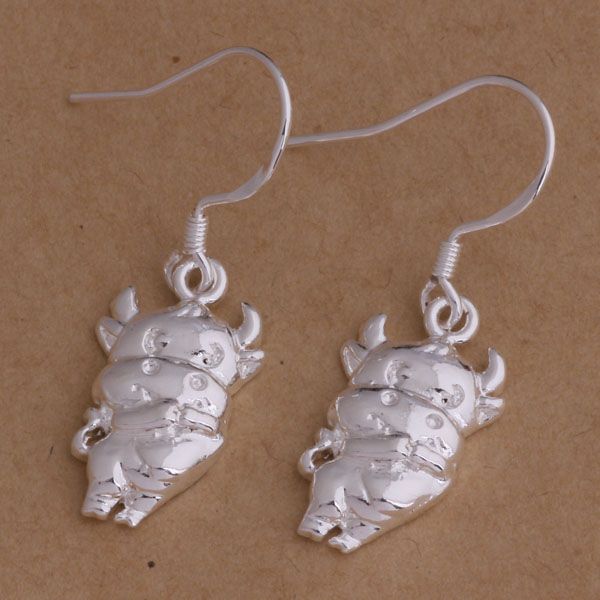 fashion (jewelry manufacturer) 40 pcs a lot cattle earrings 925 sterling silver jewelry factory price fashion shine earrings
fashion (jewelry manufacturer) 40 pcs a lot cattle earrings 925 sterling silver jewelry factory price fashion shine earrings
