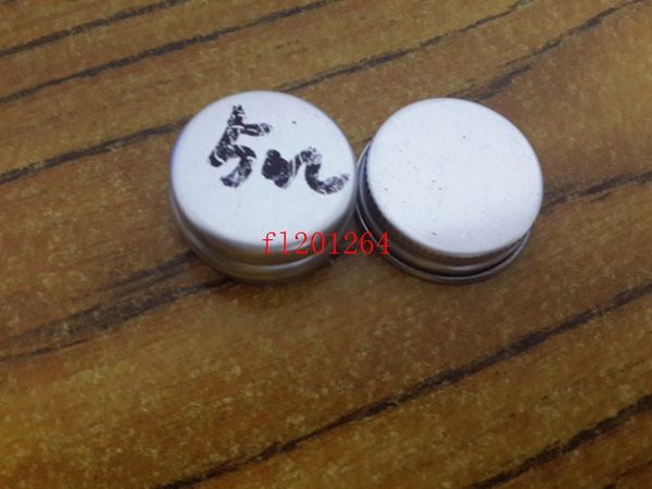 500pcs Free Shipping 5ml Aluminium Balm Tins pot Jar 5g comestic containers with screw thread Lip Balm Gloss Candle Packaging
500pcs Free Shipping 5ml Aluminium Balm Tins pot Jar 5g comestic containers with screw thread Lip Balm Gloss Candle Packaging