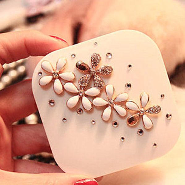 wholesale-2pcs diy beautiful brilliant flowers contact lenses box contact lens case for eyewear & accessories (mt054
wholesale-2pcs diy beautiful brilliant flowers contact lenses box contact lens case for eyewear & accessories (mt054