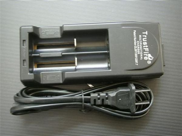 Trustfire TR-001 Двойное зарядное устройство для 18650 18500 18350 17670 16340 Зарядные устройства ЕС США Plug Многофункциональное зарядное устройство Бесплатная доставка
Trustfire TR-001 Двойное зарядное устройство для 18650 18500 18350 17670 16340 Зарядные устройства ЕС США Plug Многофункциональное зарядное устройство Бесплатная доставка