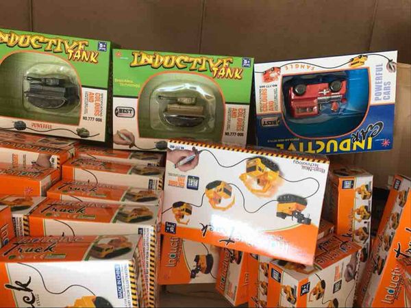 2017 новые инженерные транспортные средства грузовик мини Волшебное перо индуктив
2017 новые инженерные транспортные средства грузовик мини Волшебное перо индуктив