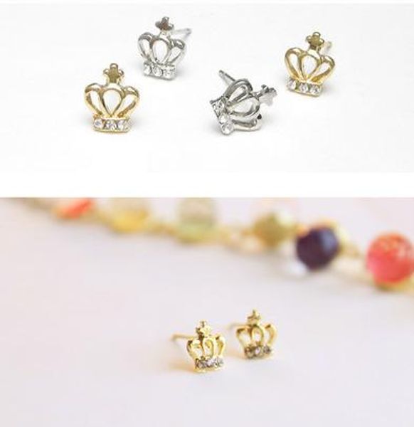 crown shape earring, decorating with little diamond,anti-allergic, fasion style, no fade, hign quality and ing, Silver
crown shape earring, decorating with little diamond,anti-allergic, fasion style, no fade, hign quality and ing, Silver