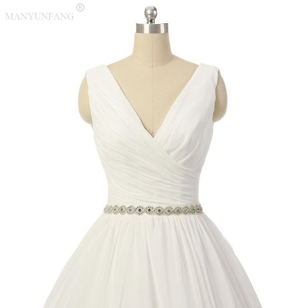 2020 country wedding dresses a line spaghetti straps sleeveless crystal belt bridal gowns with lace applique satin plus size wedding gowns, White
2020 country wedding dresses a line spaghetti straps sleeveless crystal belt bridal gowns with lace applique satin plus size wedding gowns, White