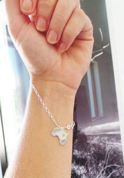 10pcs- b042 african map bracelet country of south africa map bracelet adoption bracelet ethiopia ciondolo africa heart bracelets, Golden;silver
10pcs- b042 african map bracelet country of south africa map bracelet adoption bracelet ethiopia ciondolo africa heart bracelets, Golden;silver