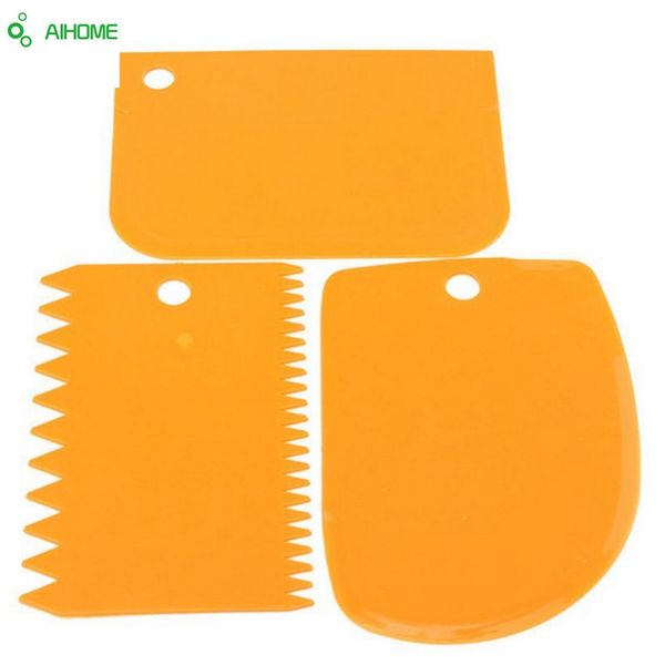 wholesale- new 3pcs/set plastic dough icing fondant scraper cake decorating baking pastry tools plain smooth jagged edge spatulas cutters
wholesale- new 3pcs/set plastic dough icing fondant scraper cake decorating baking pastry tools plain smooth jagged edge spatulas cutters