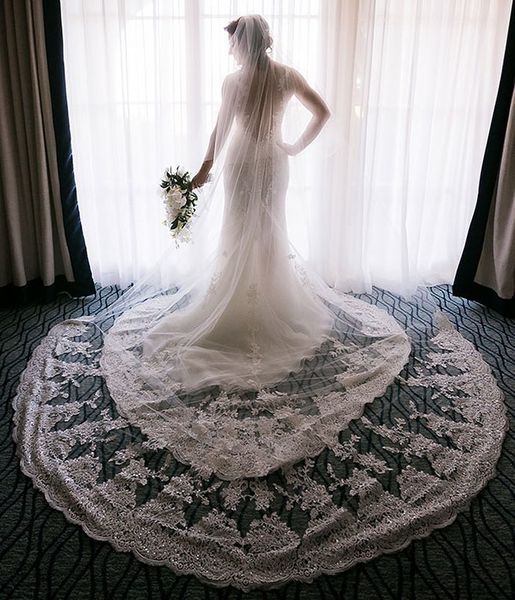 3m wedding veils with lace applique edge long cathedral length veils one layer tulle bridal veil with comb, Black
3m wedding veils with lace applique edge long cathedral length veils one layer tulle bridal veil with comb, Black