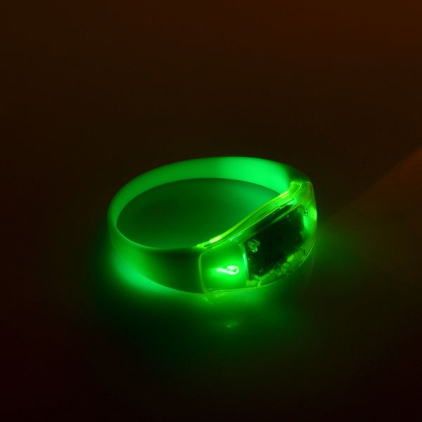 eco-friendly led lighted toys led bracelets voice control bracelets remote sensing silicone wrist band vocal support necessary
eco-friendly led lighted toys led bracelets voice control bracelets remote sensing silicone wrist band vocal support necessary
