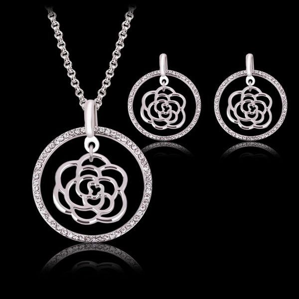 necklace earrings jewelry set exquisite luxury women rhinestone white gold plated hollow out rose party jewelry 2-piece set wholesale js277, Silver
necklace earrings jewelry set exquisite luxury women rhinestone white gold plated hollow out rose party jewelry 2-piece set wholesale js277, Silver