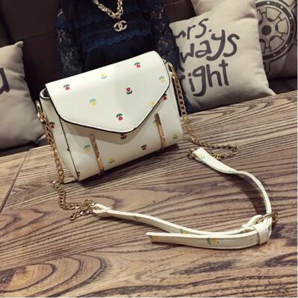 2016 limited cross body deep blue the new printing for grain chain small package all-match fashion casual shoulder bag messenger bag. pu
2016 limited cross body deep blue the new printing for grain chain small package all-match fashion casual shoulder bag messenger bag. pu
