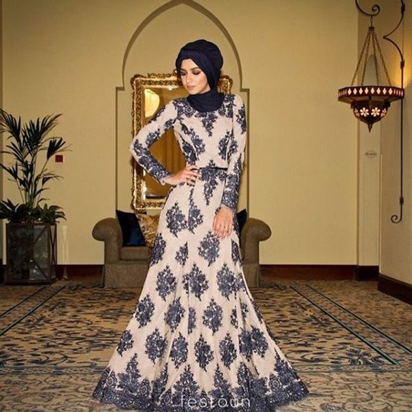 stunning arabic turkish lace evening dresses with hijab long sleeve saudi arabian dubai kaftan abaya applique formal evening party gowns, Black;red
stunning arabic turkish lace evening dresses with hijab long sleeve saudi arabian dubai kaftan abaya applique formal evening party gowns, Black;red