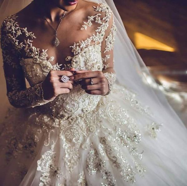 2016 gorgeous embroidery flower lace applique bead ball gown wedding dresses with long sleeve deep v-neck bridal gowns vestidos cheap, White
2016 gorgeous embroidery flower lace applique bead ball gown wedding dresses with long sleeve deep v-neck bridal gowns vestidos cheap, White